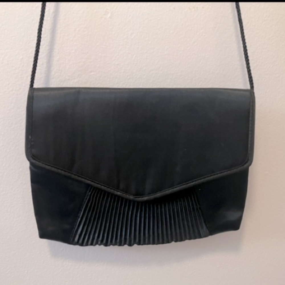 Black Pleated Flap Shoulder Bag